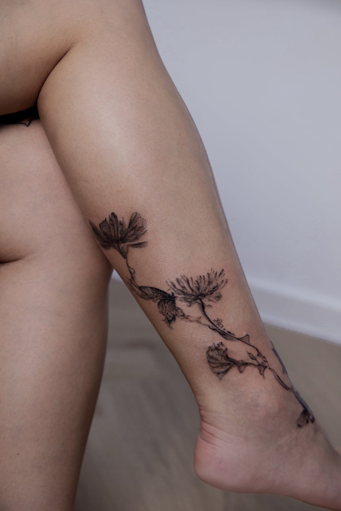 abstract-smoke-flow-tattoo-melbourne-calf-abstract-mrinkingtattoo